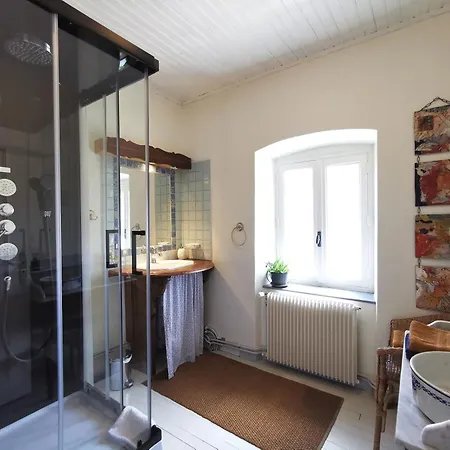 Grande Ourse, La Maison Sous Les étoiles Couette-café Sembadel